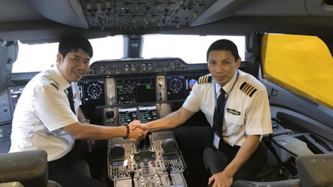 Cơ trưởng chuyến bay đi Guinea Xích đạo trải lòng trước giờ cất cánh - 2