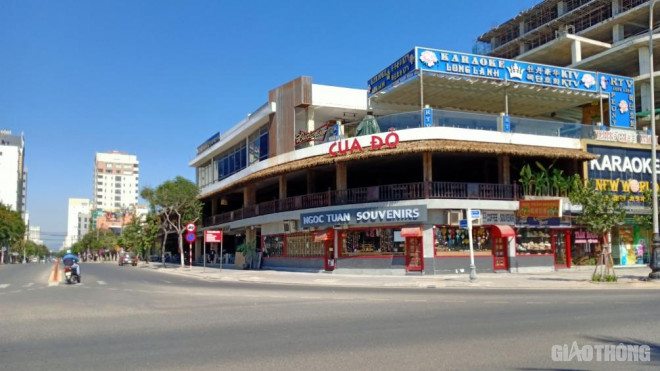 Cận cảnh nhịp sống Đà Nẵng ngày đầu cách ly phòng dịch Covid-19 - 9