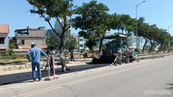 Cận cảnh nhịp sống Đà Nẵng ngày đầu cách ly phòng dịch Covid-19 - 17