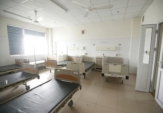 Bên trong bệnh viện đón 120 người nhiễm COVID-19 về từ Guinea Xích Đạo - 8