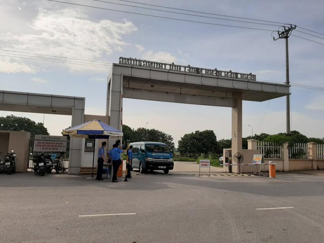 Chuyến bay đón 120 bệnh nhân COVID-19: Nhiều ca sốt, khó thở - 1