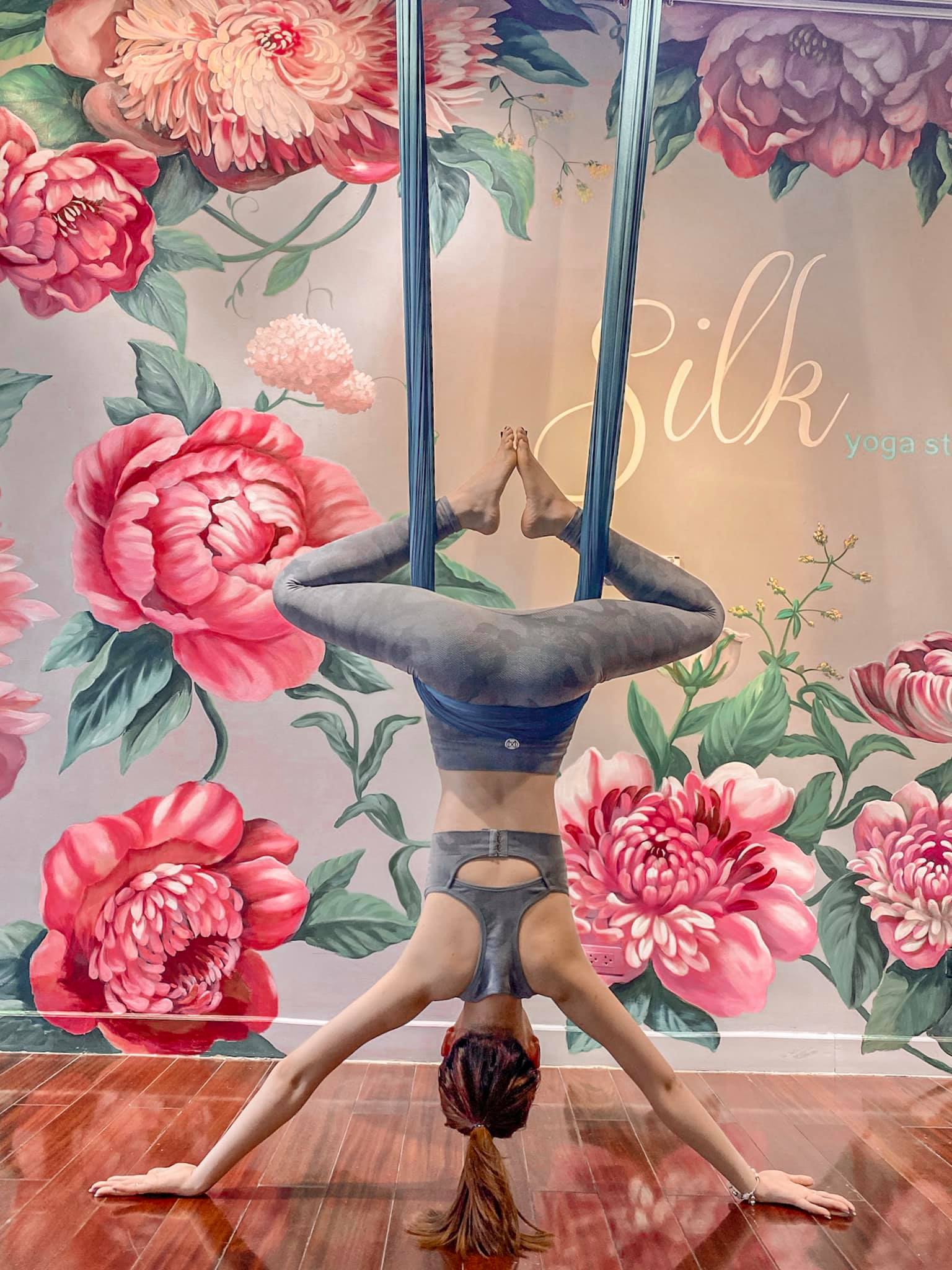 Hoa hậu Việt Nam 2020: Thí sinh nhịn cơm 3 tháng, treo lơ lửng để dáng hoàn mỹ - 2