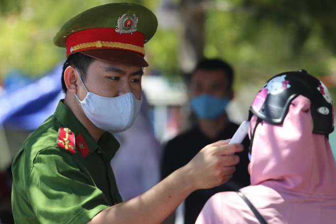 Quảng Nam thông báo khẩn tìm người đi ăn cưới tại nhà hàng cùng bệnh nhân Covid-19 - 1