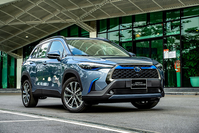 Toyota Corolla Cross 2021 chào giá 733 triệu siêu hấp dẫn