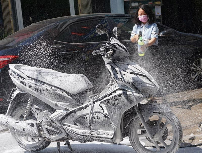Công nghệ rửa xe hoàn toàn mới với nước rửa xe không chạm
