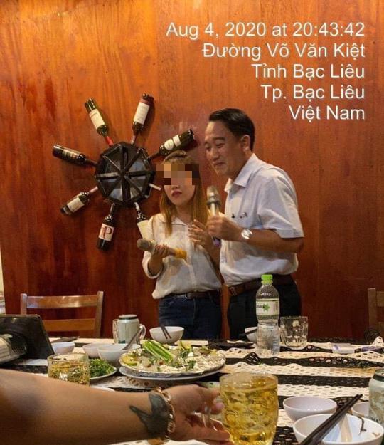 Làm rõ thông tin Chủ tịch huyện hát karaoke ôm, đánh nhau bể đầu sứt trán - 2