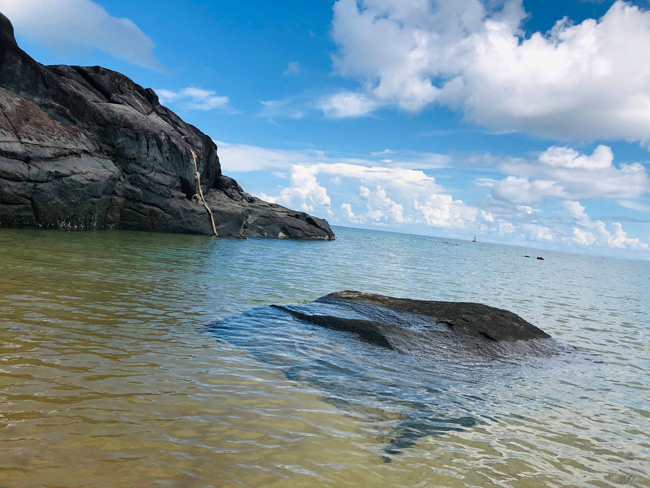 Bật mí về bãi biển Bí Mật, điểm checkin siêu chất, siêu ảo ở Côn Đảo không phải ai cũng biết - 4