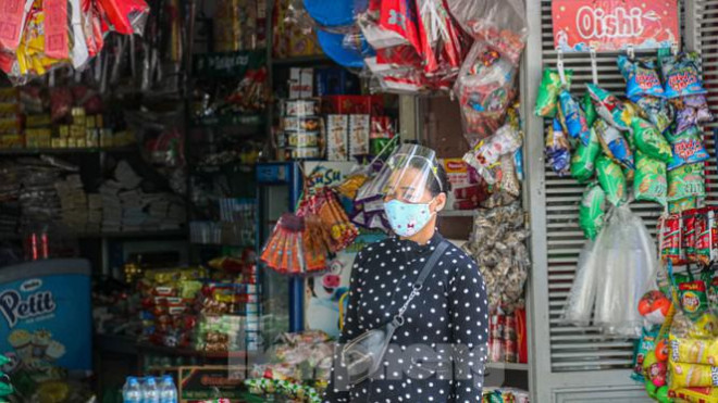 Đà Nẵng: Đổ quân ra chợ 'truy bắt' COVID-19 - 12