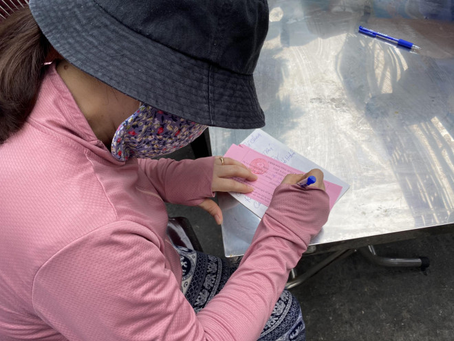 Chùm ảnh: Ngày đầu Đà Nẵng thực hiện đi chợ bằng phiếu ngày chẵn lẻ - 4