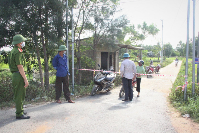 Bệnh nhân 862 mắc Covid -19 ở Quảng Trị bỏ ăn 4 bữa, đòi về nhà - 2