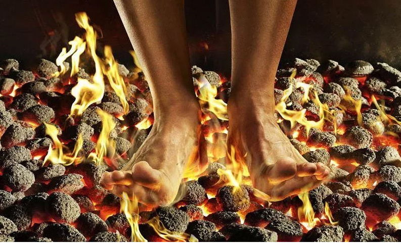 Những lễ hội, nghi lễ kỳ lạ ở Ấn Độ khiến du khách sốc nặng - 5