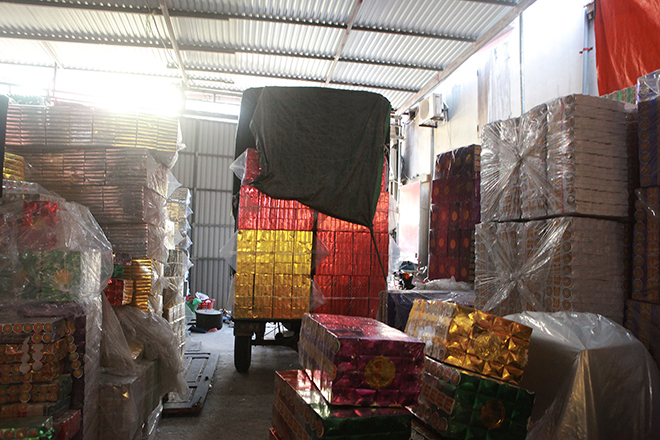 “Vàng thỏi” ế ẩm, chất đầy kho vì dịch COVID-19 - 6
