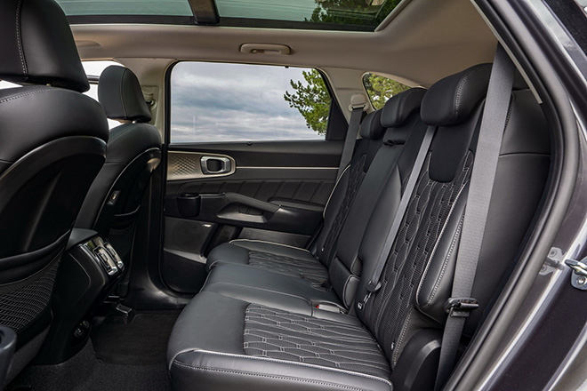 KIA Sorento thế hệ mới có giá bán 1,2 tỷ đồng - 7