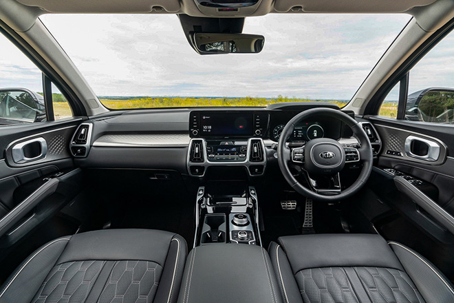 KIA Sorento thế hệ mới có giá bán 1,2 tỷ đồng - 6