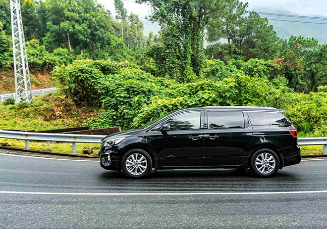 Giá lăn bánh KIA Sedona mới nhất tháng 8/2020 - 6