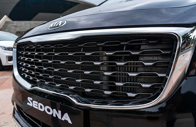 Giá lăn bánh KIA Sedona mới nhất tháng 8/2020 - 8