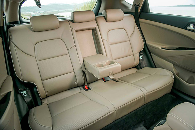 So sánh nhanh Hyundai Tucson và Toyota Corolla Cross, chọn xe Hàn hay xế Nhật - 15