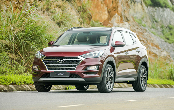 So sánh nhanh Hyundai Tucson và Toyota Corolla Cross, chọn xe Hàn hay xế Nhật - 2