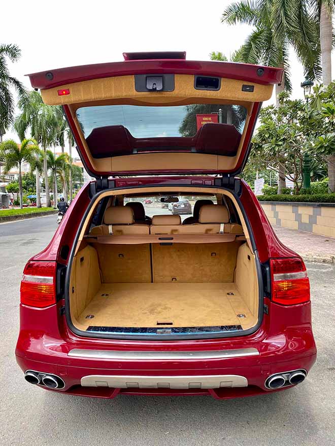 Porsche Cayenne GTS 10 năm tuổi, rao bán giá như SUV hạng trung - 2