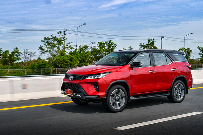 Toyota Fortuner sẽ có thêm phiên bản máy dầu 200 mã lực tại Việt Nam - 8