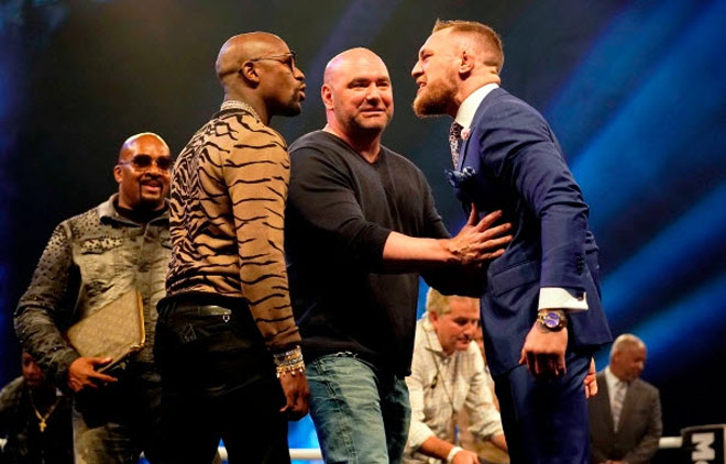 “Bố già” tiết lộ Mayweather sắp đấu UFC, McGregor bắn tín hiệu trở lại - 1