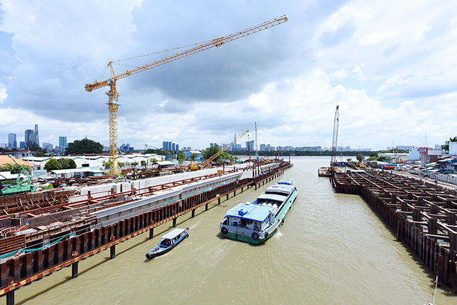 Dự án chống ngập 10.000 tỉ ở Sài Gòn lắp 2 cửa van nặng 460 tấn - 5