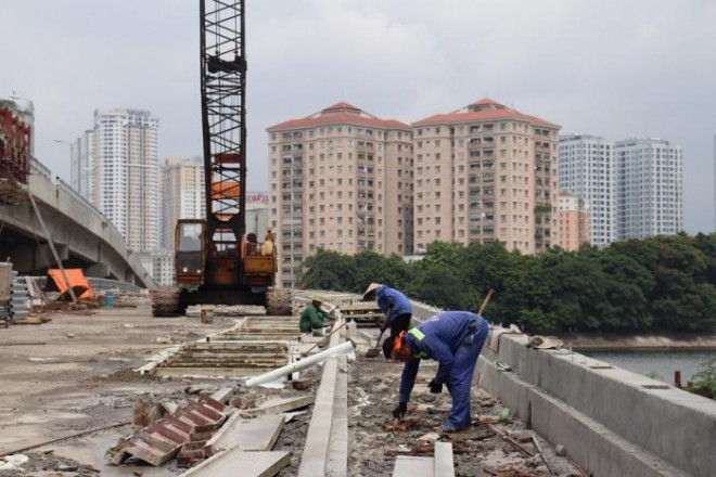 Cận cảnh cầu vượt hồ Linh Đàm sắp thông xe dịp giải phóng Thủ đô - 5