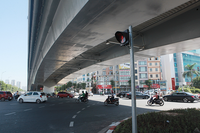 Cầu vượt trăm tỷ kết nối 3 quận ở Hà Nội trước ngày thông xe - 8