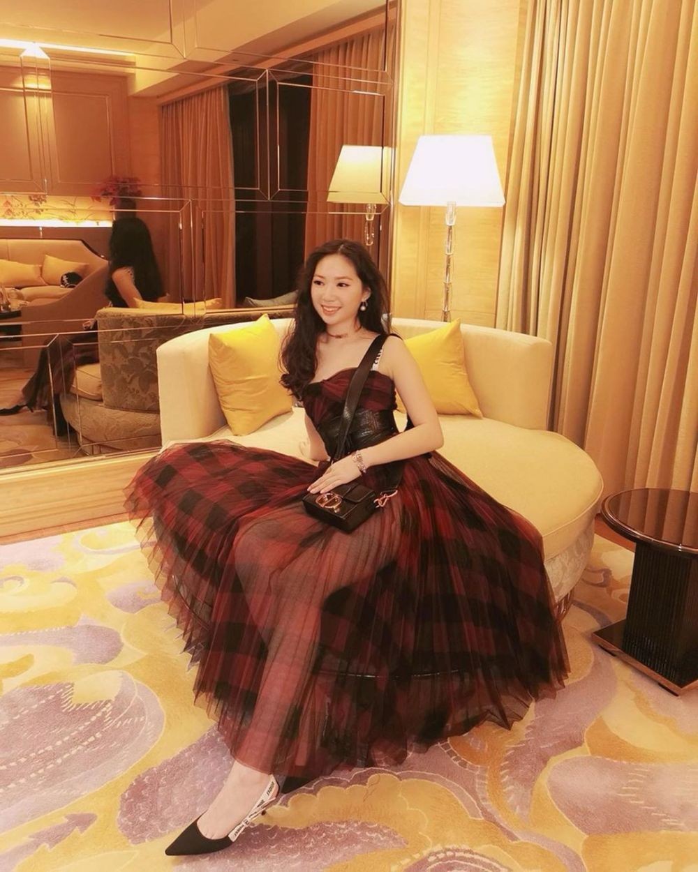 Ái nữ nhà Chân Tử Đan 16 tuổi trổ mã xinh đẹp, chân dài tít tắp như hoa hậu - 6