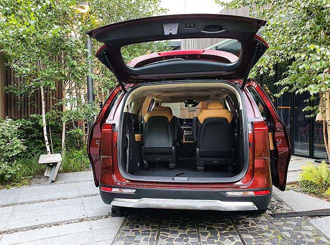 Ảnh thực tế dòng MPV KIA Sedona thế hệ mới, giá từ 745 triệu đồng - 4