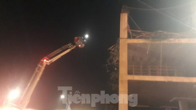 Sập trần công trình xây dựng đại lý ô tô ở thành phố Bắc Giang - 3