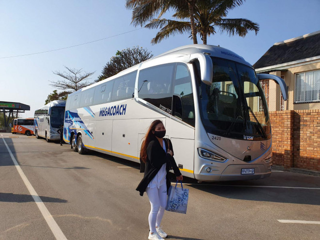 Hành trình đặc biệt của đoàn người Việt từ châu Phi về TP.HCM - 5