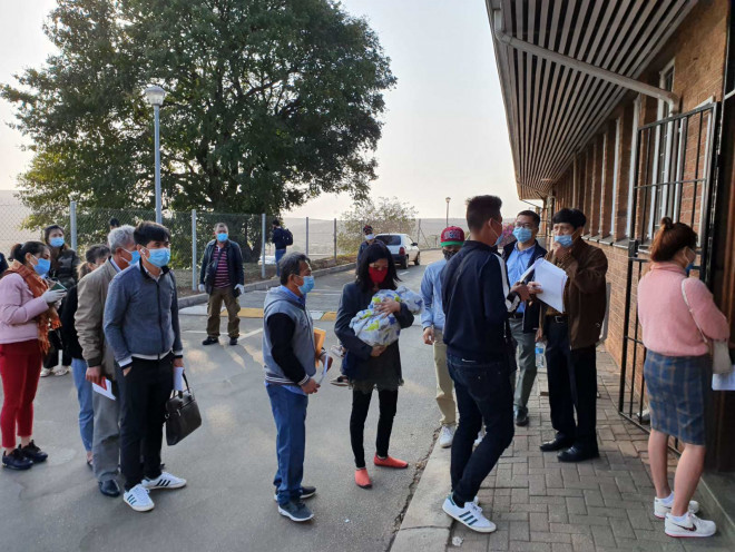 Hành trình đặc biệt của đoàn người Việt từ châu Phi về TP.HCM - 8