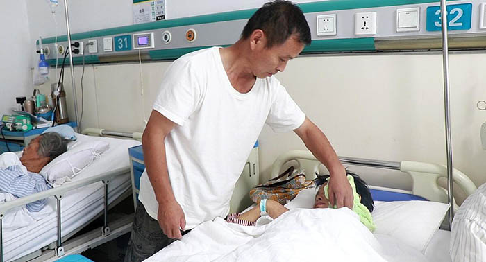 Cặp vợ chồng bị ung thư gan do 1 thứ quá quen thuộc này trong nhà bếp - 1
