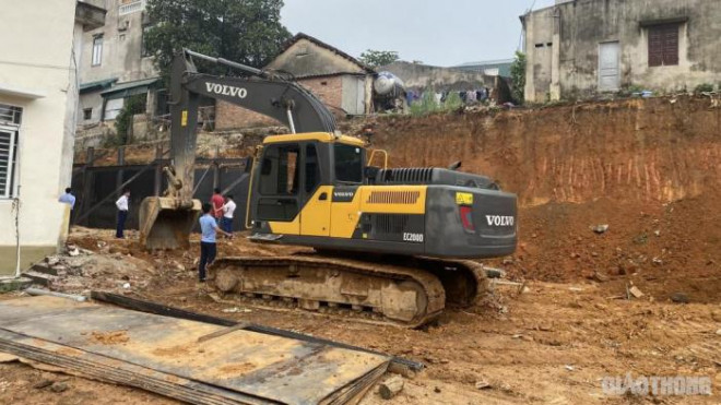 Sập công trình ở Phú Thọ: Trung tâm thuê lao động tự do để thi công - 3