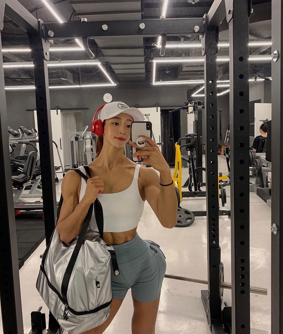 Ai nói gái Hàn chỉ toàn "liễu yếu đào tơ", nhìn 2 người đẹp cơ bắp này mà choáng - 3