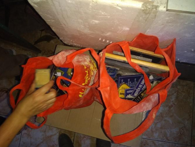 Đau đớn tìm hũ cốt người thân ở chùa Kỳ Quang 2, thấy bài vị - di ảnh vứt khắp nơi - 11