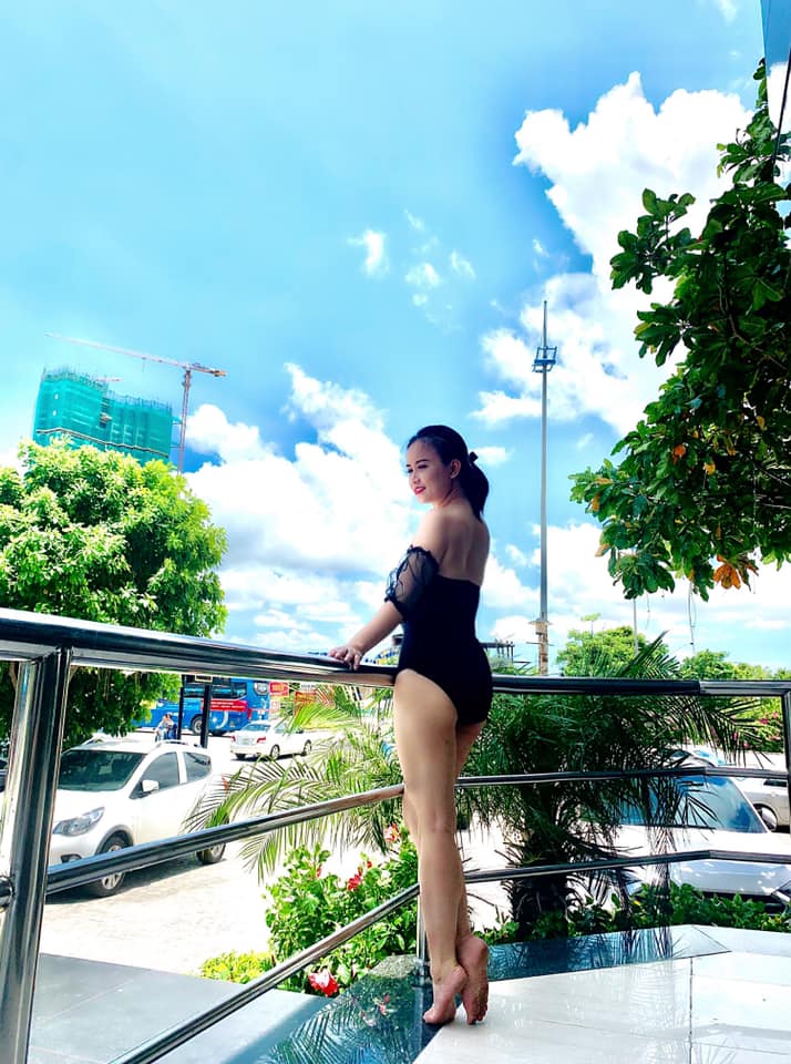 "Sao nữ 4 đời chồng" tuổi 44 vẫn đẹp mơn mởn bên chồng trẻ vì không sợ đàm tiếu - 4