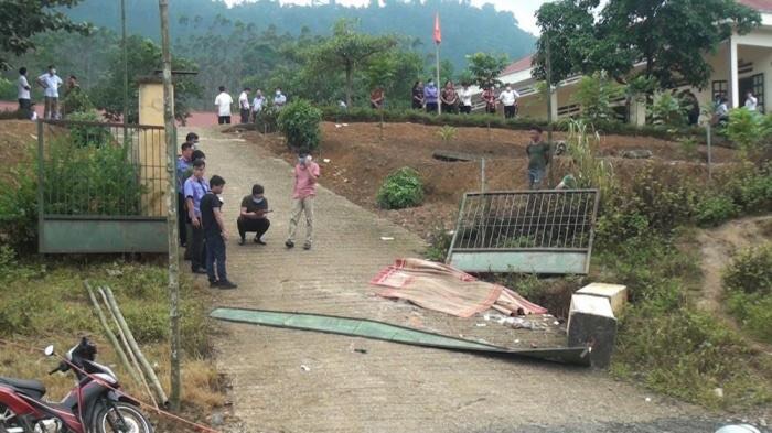 Xác định nguyên nhân ban đầu vụ sập cổng trường, 3 học sinh tử vong - 1