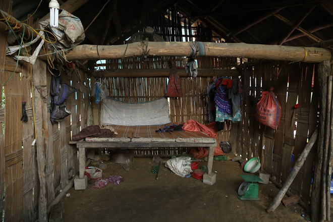 Rớt nước mắt trước gia cảnh của cháu bé tử vong trong vụ sập cổng trường ở Lào Cai - 2