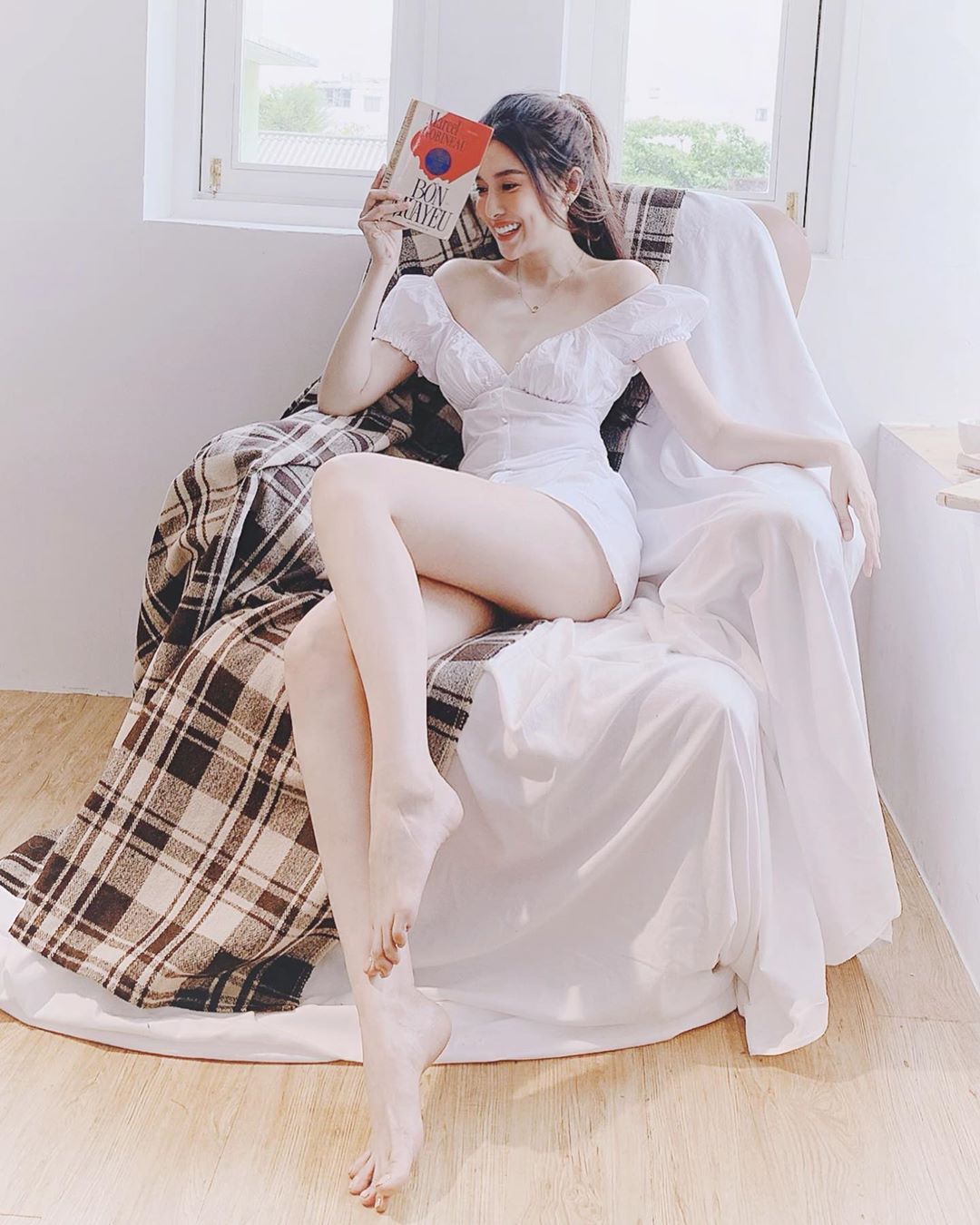 "Người đẹp Tây Đô 9x" mơn mởn hương sắc, đạt mẫu hình mỹ nữ vạn người mê - 4