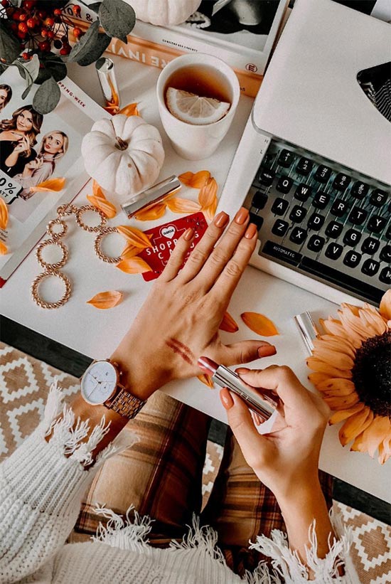 Cách chọn son môi cho bạn xinh đẹp nhất và một số tips trong từng dịp - 2