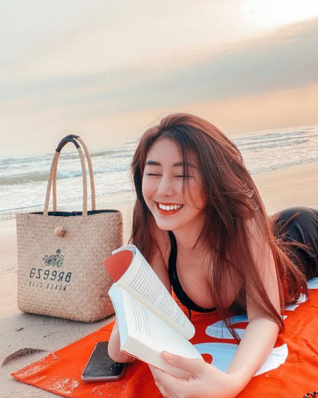 Sau lùm xùm sửa mặt ở tuổi học sinh, nữ sinh Sài Thành gây sốt trở lại với body rực lửa - 9