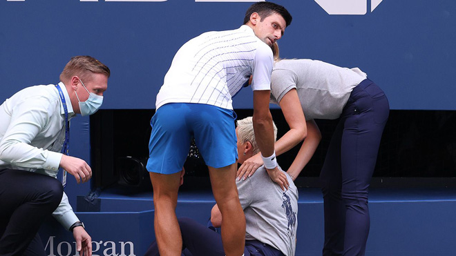 Phớt lờ cảnh báo, Djokovic ê chề rời US Open: Bị gọi là "kẻ đại ngốc" - 2