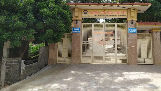 Học sinh lớp 5 tử vong: Tranh cãi bức tường đổ là của ai - 2