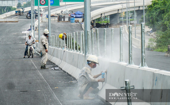 Diện mạo mới của cầu cạn 5.300 tỷ đồng chờ ngày cán đích - 10