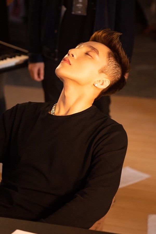 Sơn Tùng M-TP âm thầm bắt tay cùng LányBeau, chính thức “lấn sân” ngành mỹ phẩm? - 2