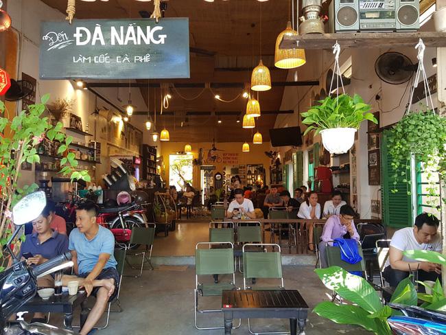 Ảnh: Đà Nẵng trong ngày cuối tuần đầu tiên sau lệnh nới lỏng giãn cách xã hội - 3