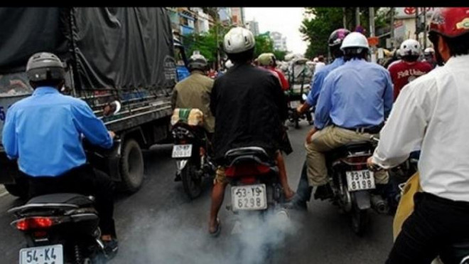 Chất lượng không khí Hà Nội ở mức kém 1 Đổi xe máy cũ được tặng tiền: Thế nào là không đạt chuẩn khí thải? - 1