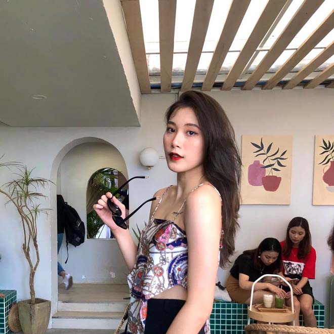 Học người đẹp Kim Huệ, hot girl bóng chuyền Thu Huyền "thả thính" cực chất - 1